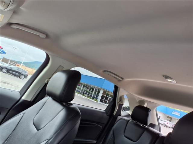 2019 Ford Edge Titanium - Photo 7