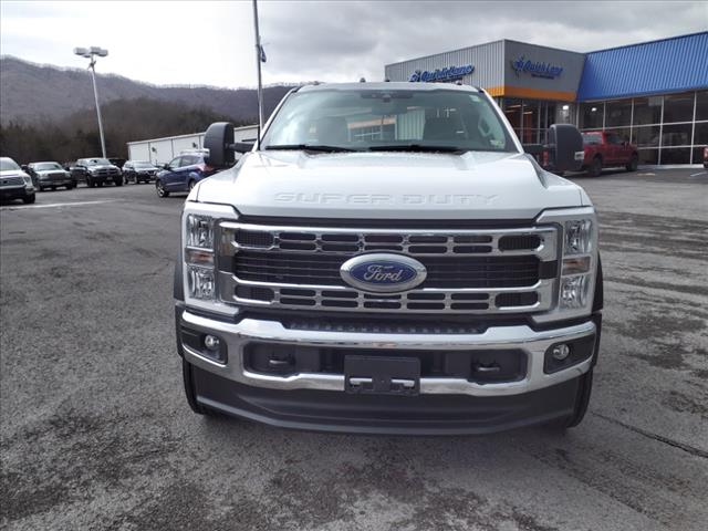 2024 Ford F-600SD  - Photo 9
