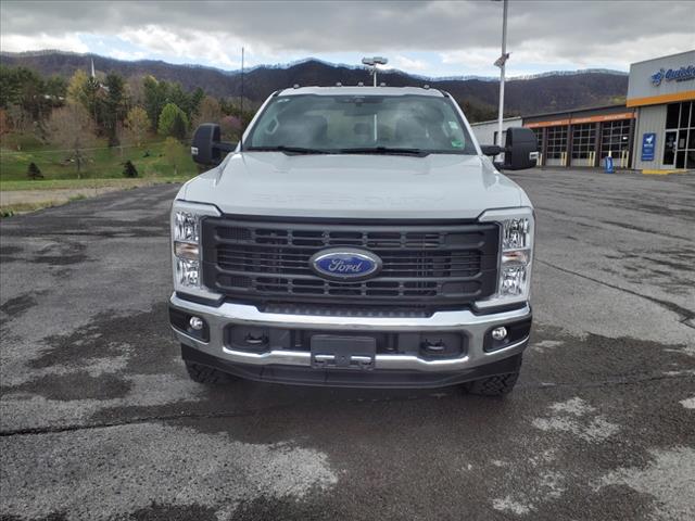 2025 Ford F-250 Super Duty XL - Photo 9