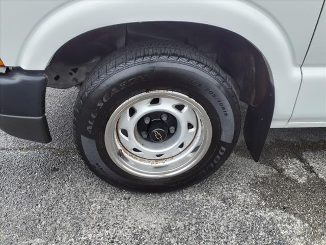 2003 Chevrolet S-10 108 WB - Photo 9