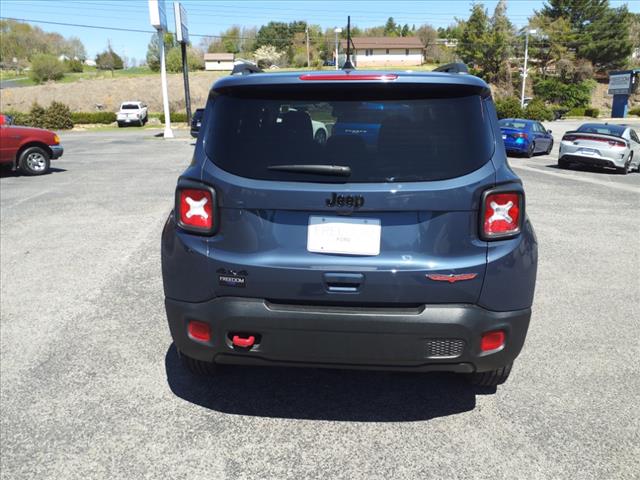2023 Jeep Renegade Trailhawk