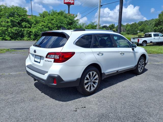 2019 Subaru Outback 2.5i Touring