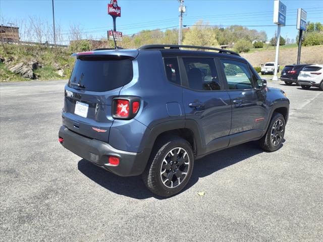 2023 Jeep Renegade Trailhawk