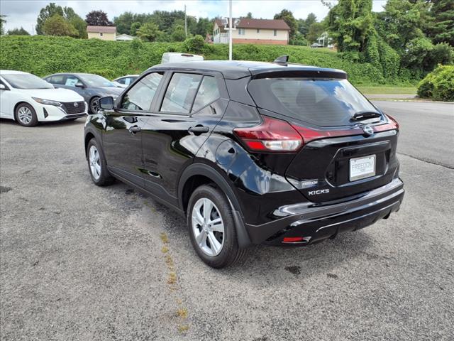 2025 Nissan Kicks Play S