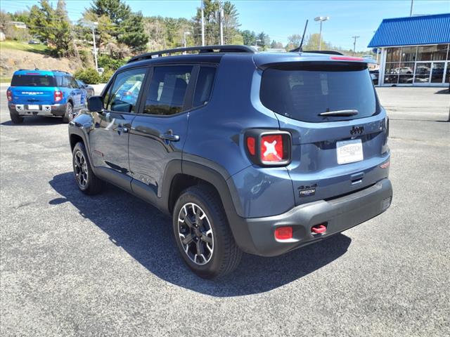 2023 Jeep Renegade Trailhawk