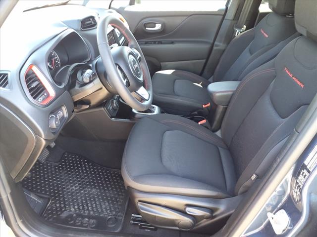 2023 Jeep Renegade Trailhawk