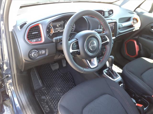 2023 Jeep Renegade Trailhawk