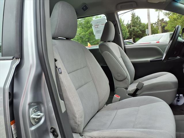2017 Toyota Sienna L 7-Passenger