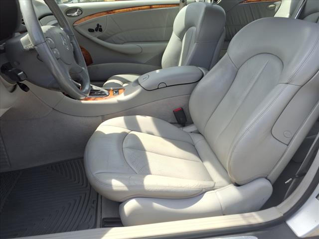 2005 Mercedes-Benz CLK CLK 320