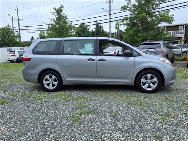 2017 Toyota Sienna L 7-Passenger