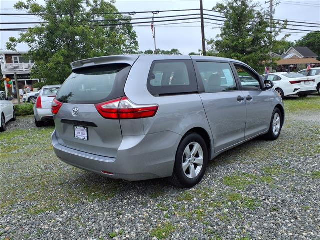 2017 Toyota Sienna L 7-Passenger