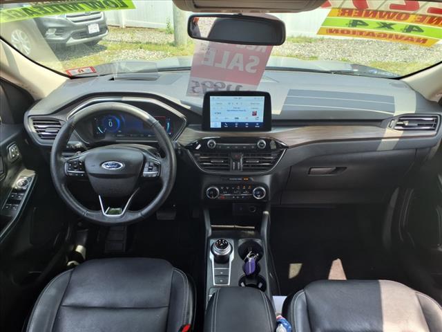 2020 Ford Escape Titanium