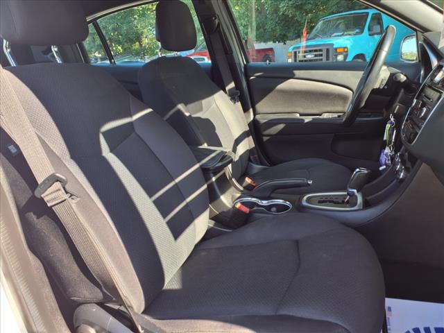 2014 Chrysler 200 Touring