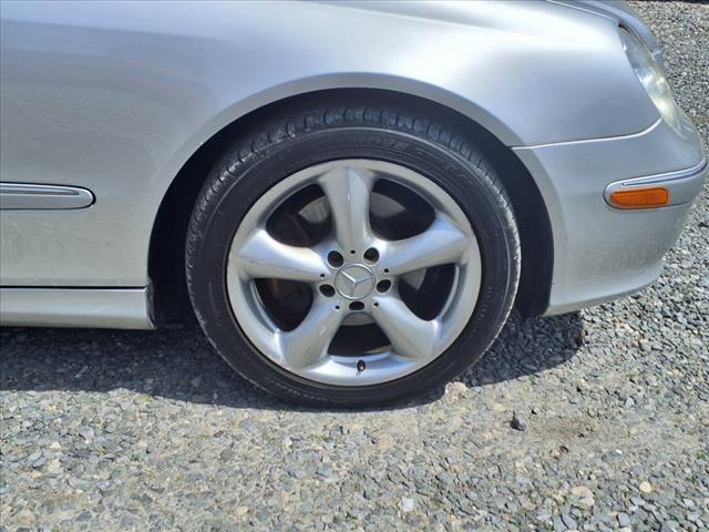 2005 Mercedes-Benz CLK CLK 320