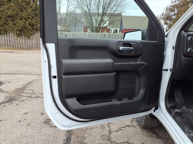 2025 GMC Sierra 2500HD Pro