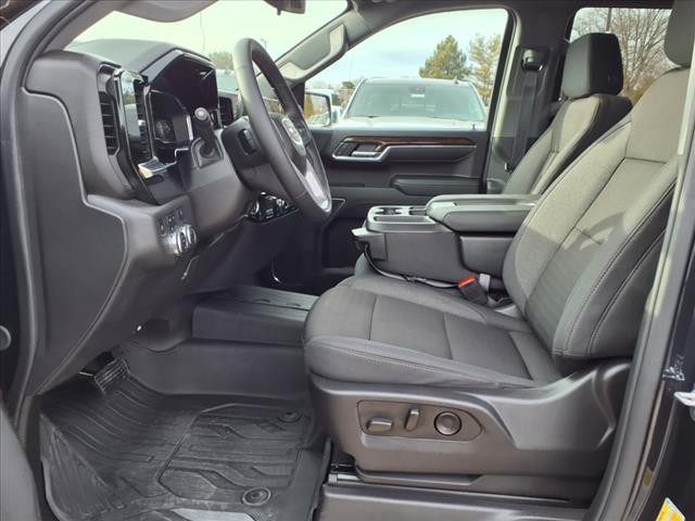 2025 GMC Sierra 1500 SLE