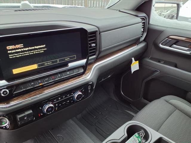 2025 GMC Sierra 1500 SLE