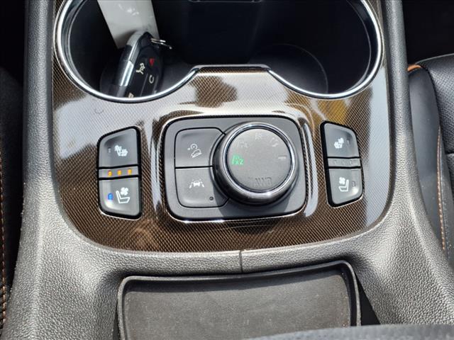 2022 GMC Acadia AT4