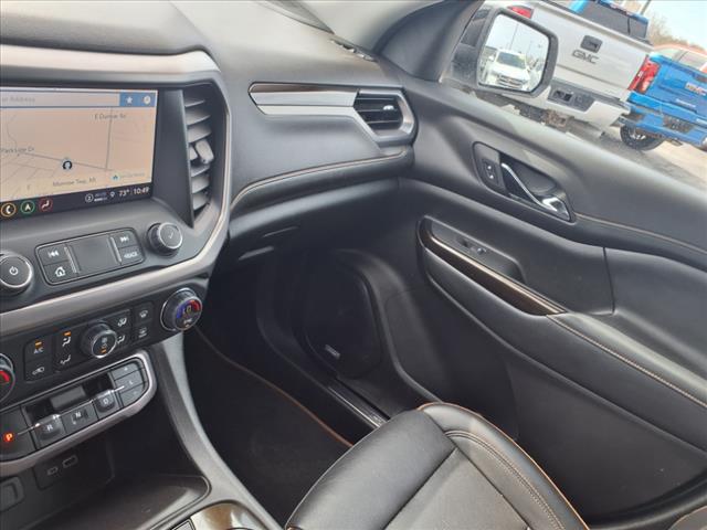 2022 GMC Acadia AT4