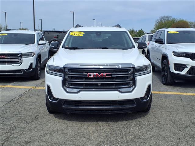 2022 GMC Acadia AT4