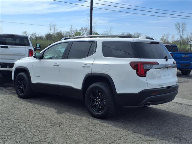 2022 GMC Acadia AT4