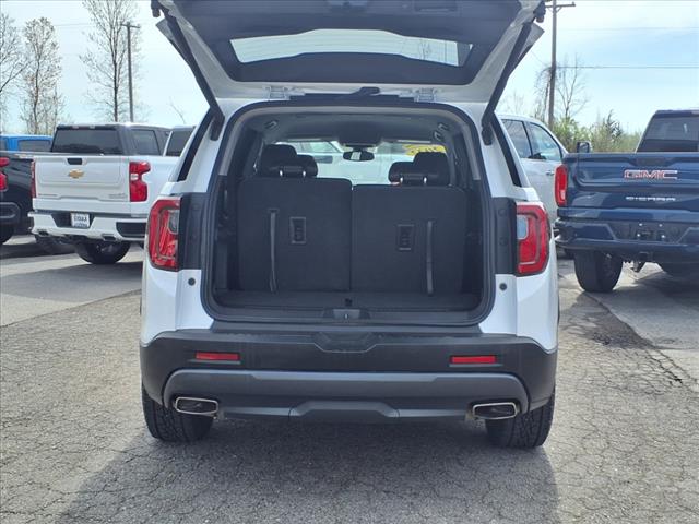 2022 GMC Acadia AT4
