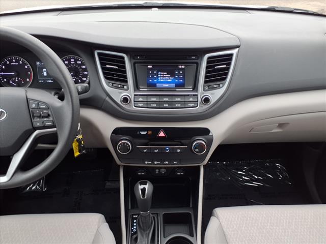 2017 Hyundai TUCSON SE