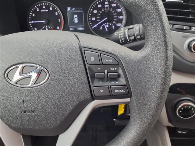 2017 Hyundai TUCSON SE
