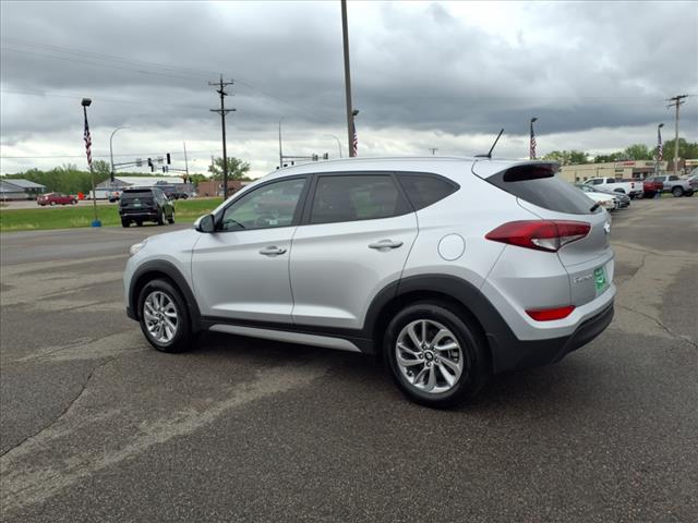 2017 Hyundai TUCSON SE