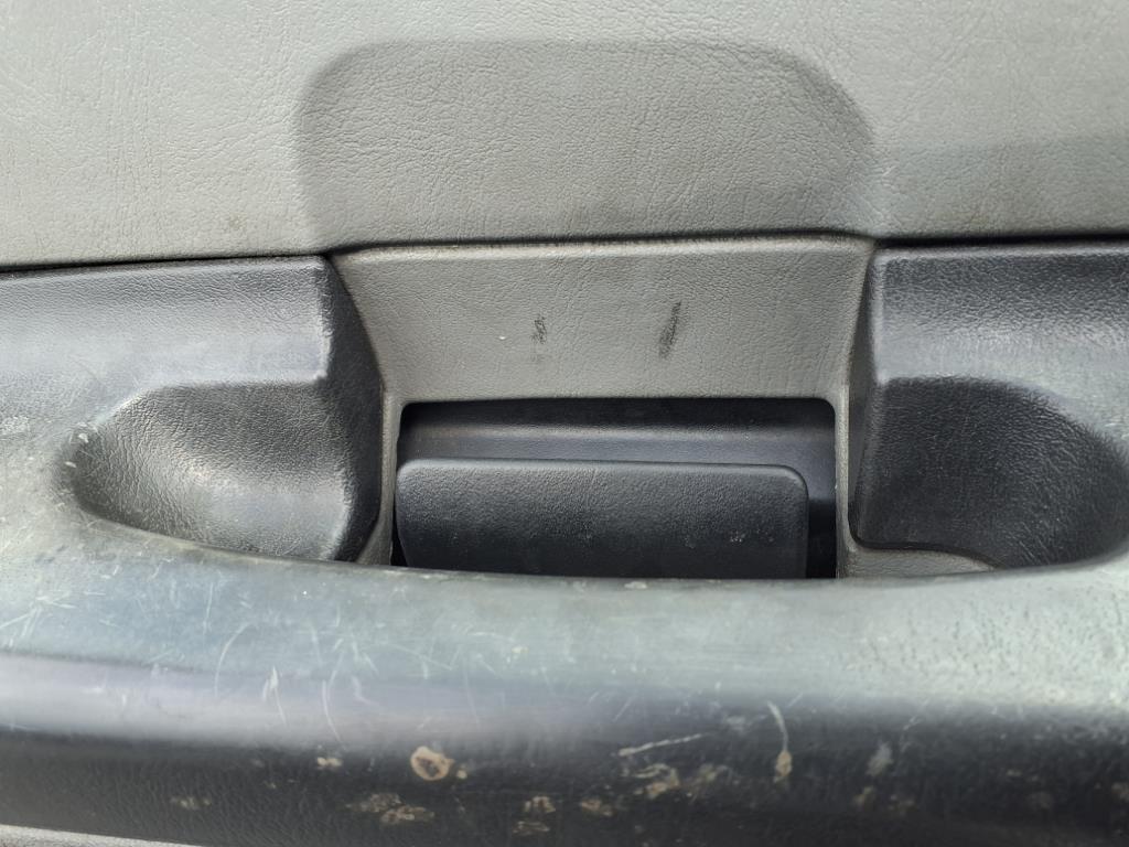 2005 Ford F-450 - Photo 16