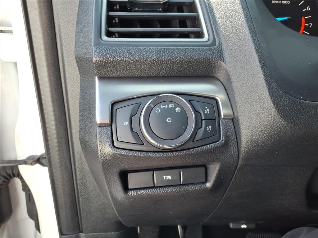 2019 Ford Explorer XLT - Photo 17