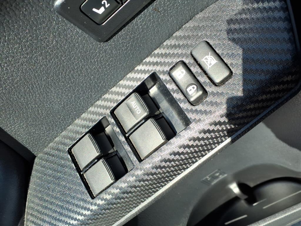 2013 Toyota RAV4 Limited - Photo 17