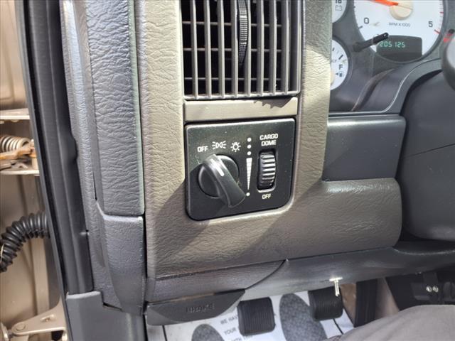 2005 Dodge Ram 2500 SLT