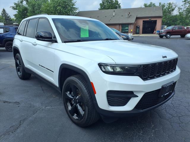 2022 Jeep Grand Cherokee Altitude