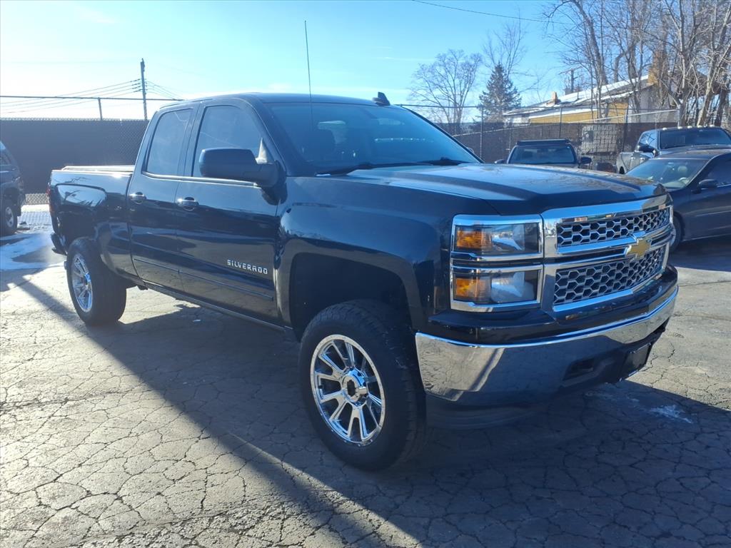 2015 Chevrolet Silverado 1500 LT - main photo