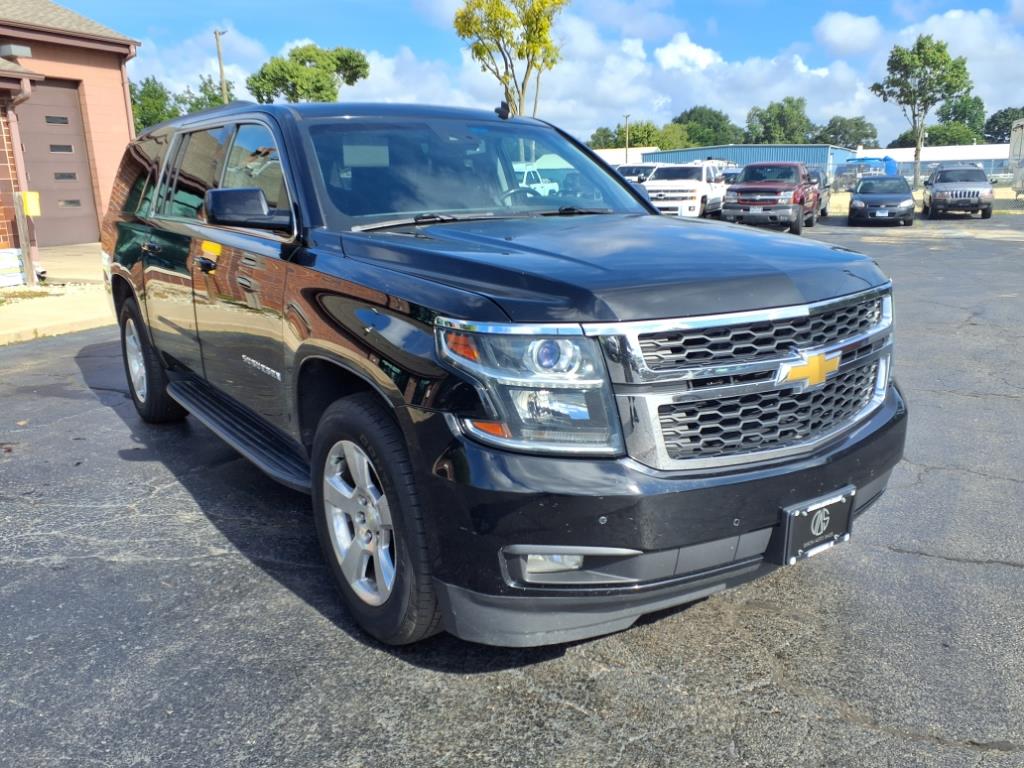 2015 Chevrolet Suburban LT - main photo