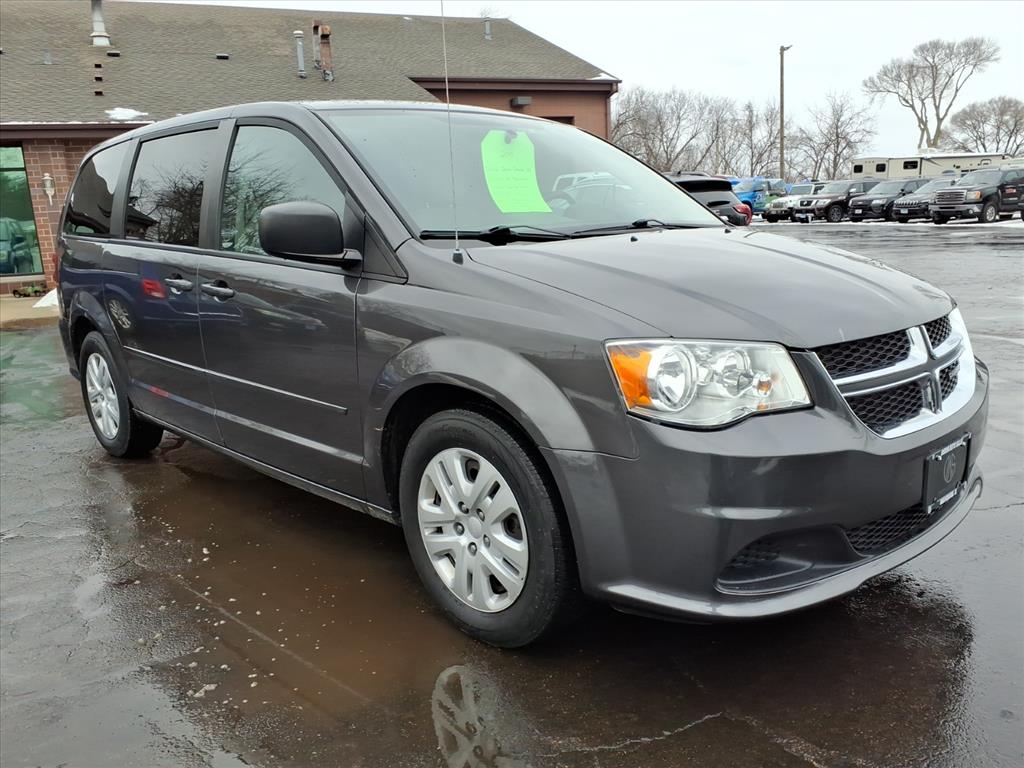 2015 Dodge Grand Caravan SE - main photo
