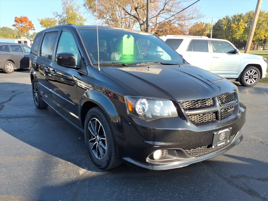 2017 Dodge Grand Caravan GT - main photo