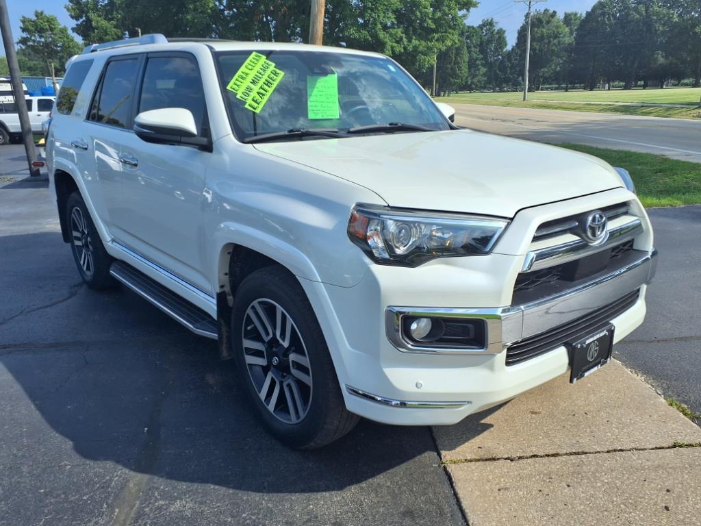 2020 Toyota 4Runner Limited - main photo