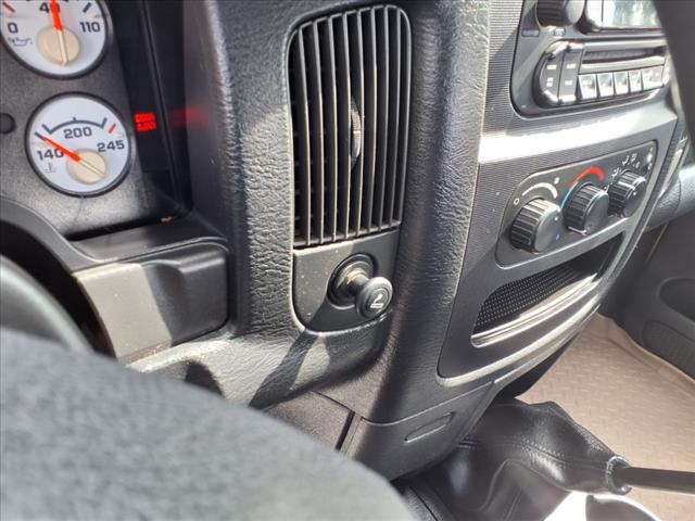 2005 Dodge Ram 2500 SLT