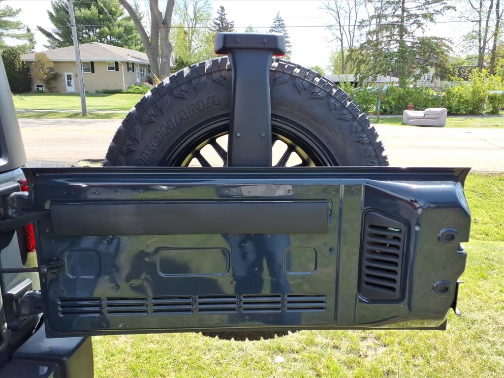 2016 Jeep Wrangler Unlimited Sahara - Photo 28