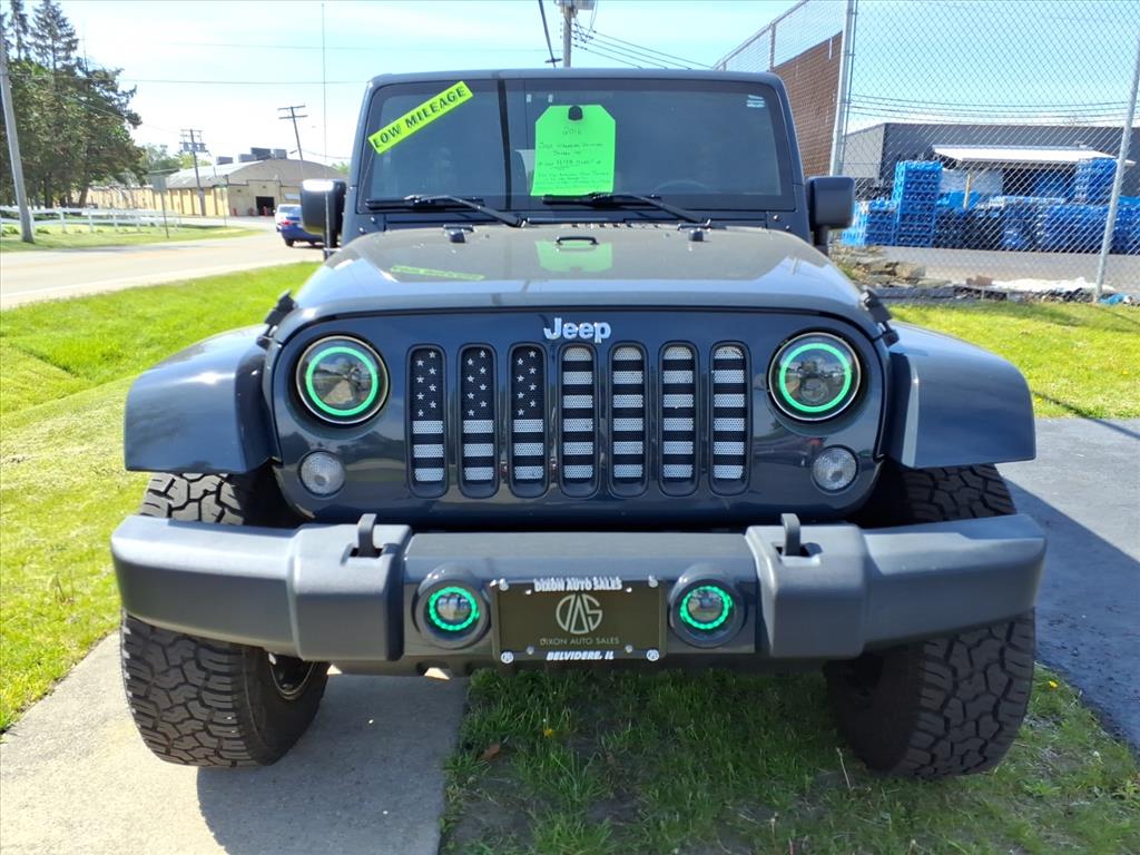 2016 Jeep Wrangler Unlimited Sahara - Photo 2