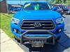 2020 Toyota Tacoma SR5 V6 - thumbnail 2