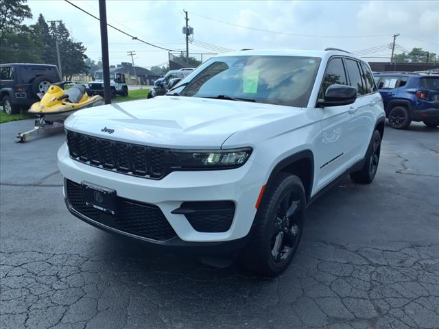 2022 Jeep Grand Cherokee Altitude