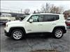 2016 Jeep Renegade Latitude - thumbnail 4