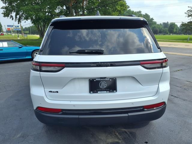 2022 Jeep Grand Cherokee Altitude
