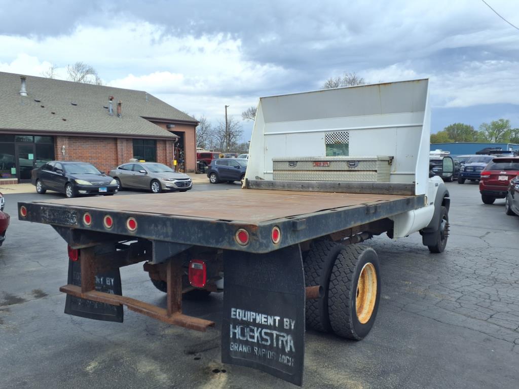 2005 Ford F-450 - Photo 7