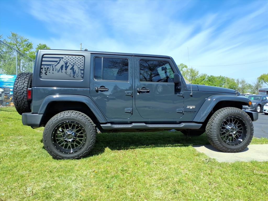 2016 Jeep Wrangler Unlimited Sahara - Photo 8