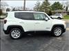 2016 Jeep Renegade Latitude - thumbnail 8