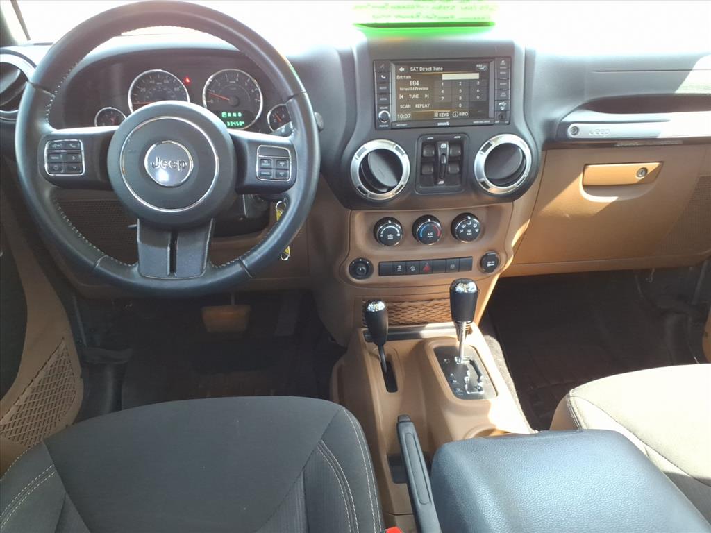 2016 Jeep Wrangler Unlimited Sahara - Photo 9